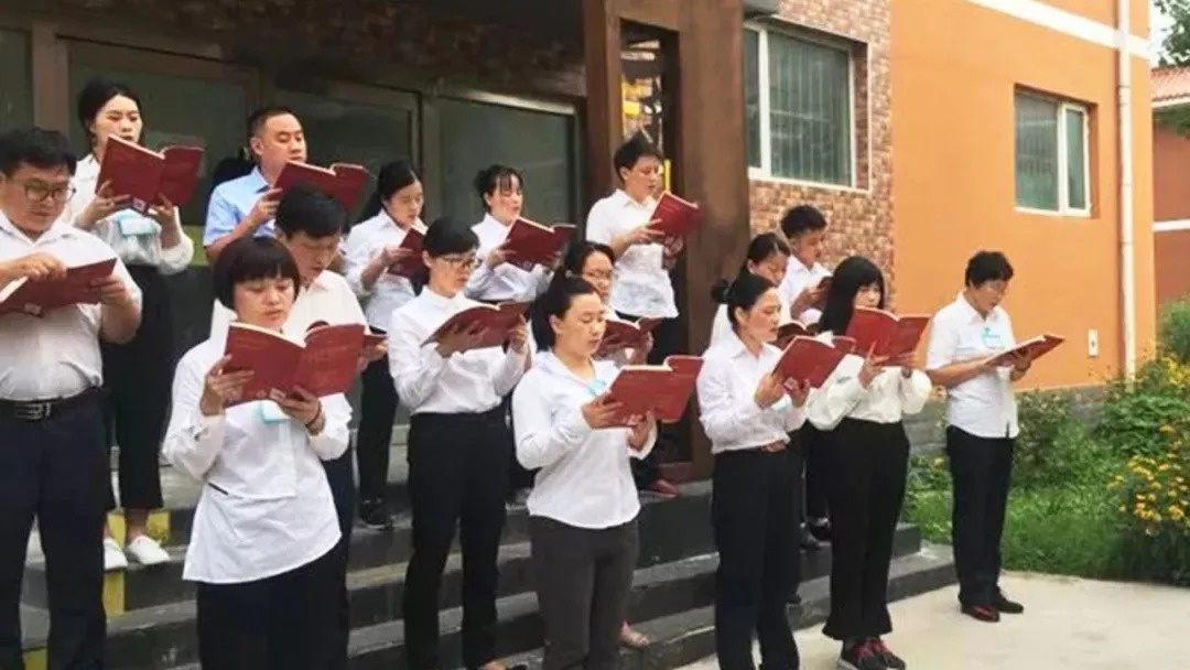 三替啟動全員晨讀經(jīng)典計劃.jpg 三替啟動全員晨讀經(jīng)典計劃.jpg